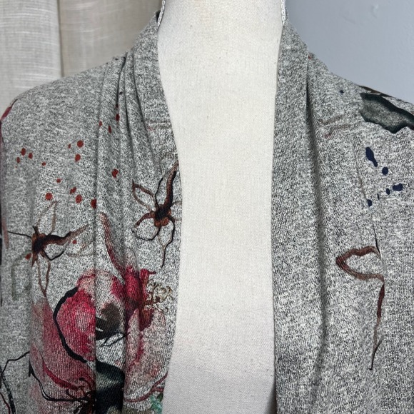 Inoah Open Front Cardigan Sweater Watercolor Floral Gray Pink Women's Size Small - Picture 3 of 11